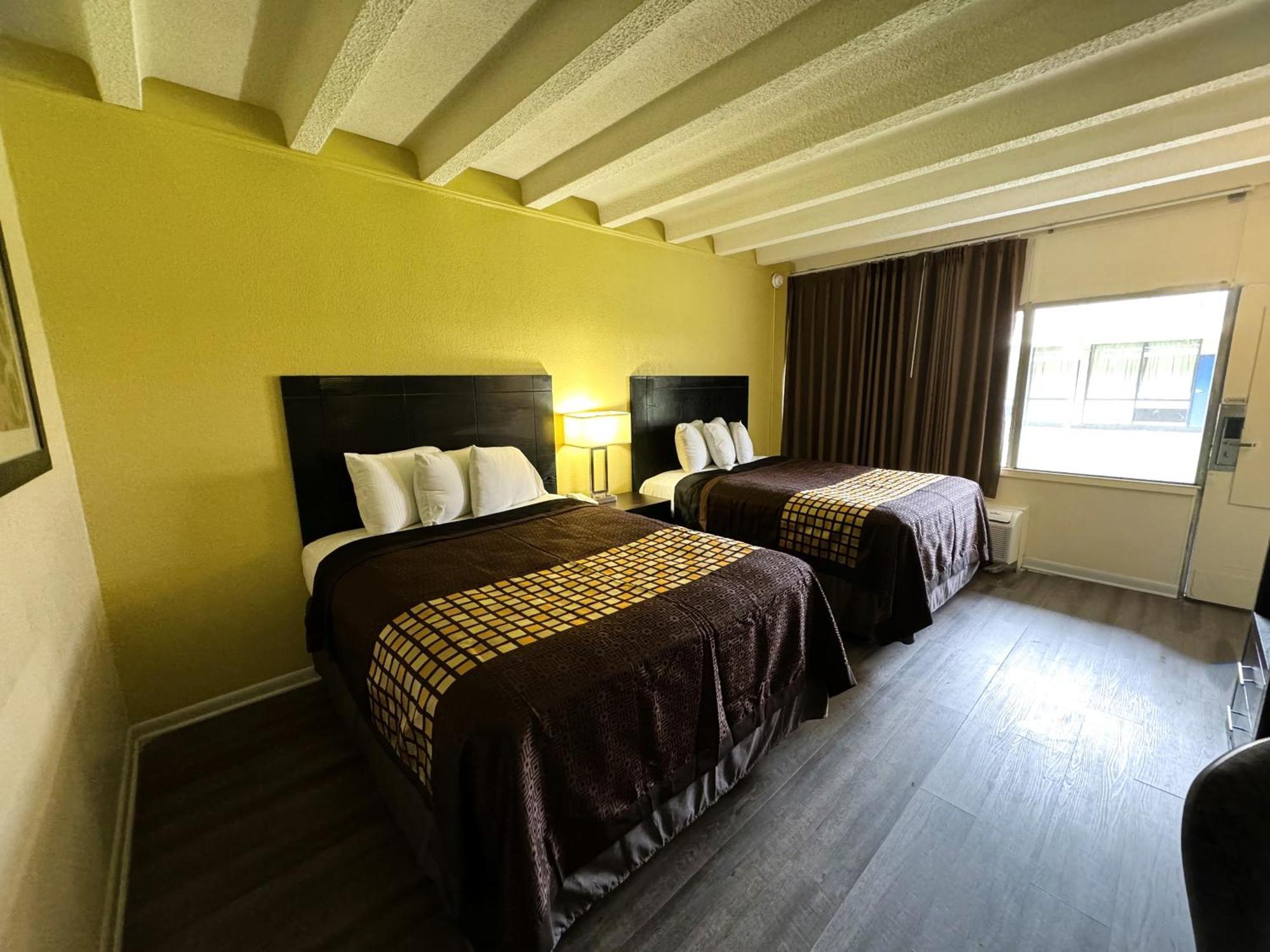James River Inn & Suites Newport News Buitenkant foto